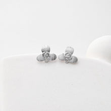 Load image into Gallery viewer, Flower Earring Post, 18K Real Gold Plated Brass Stud Earring With Loop, s925 silver pin, Nickel Free, Earring Finding D0444