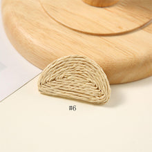 Cargar imagen en el visor de la galería, 4 piezas de accesorios para pendientes de tejido de paja, fabricación de pendientes bohemios, bonitos pendientes de estilo vacacional para niñas, accesorio para pendientes hecho a mano BS001