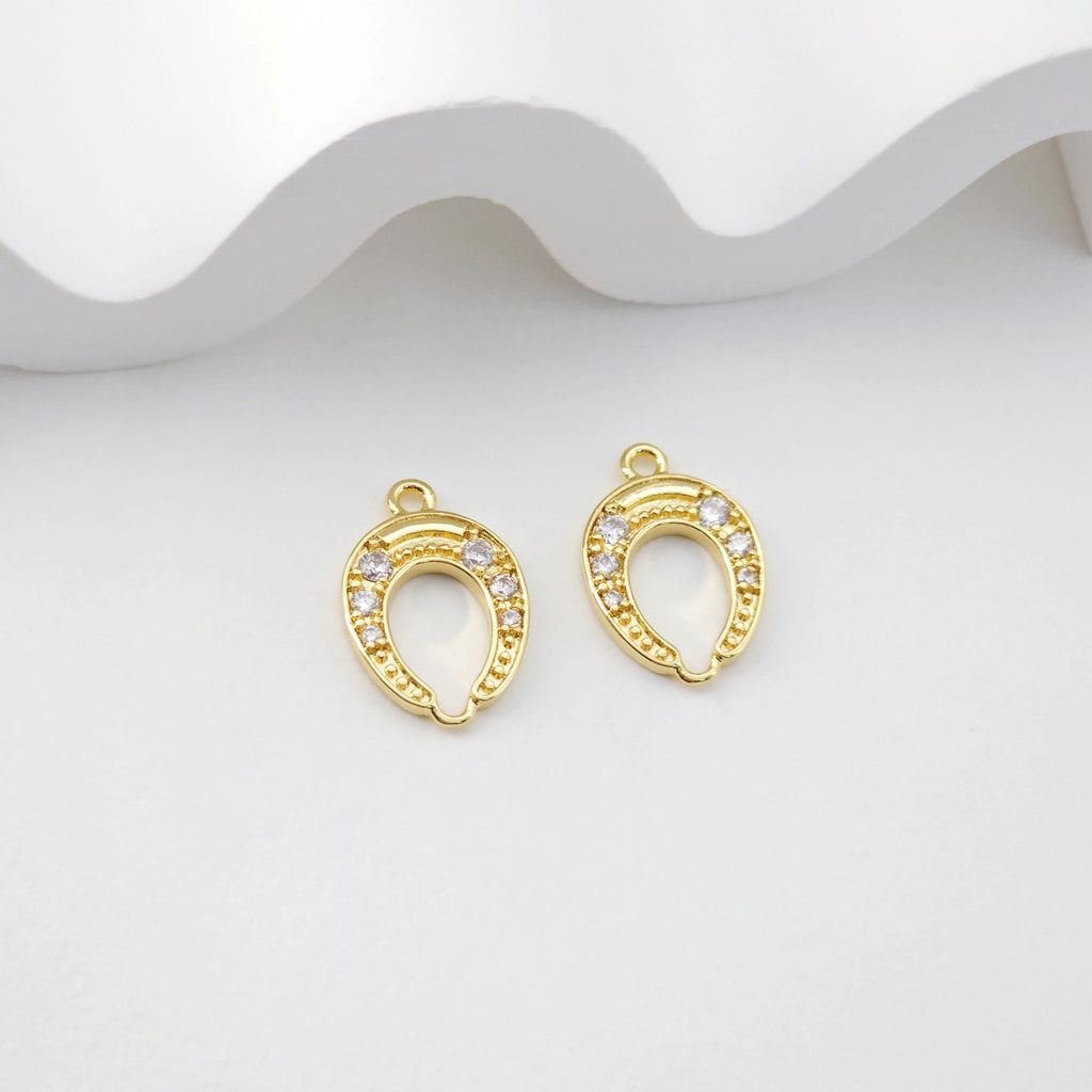 Gold Horseshoe Charm, 18K Gold CZ Pave Pendant, 18K Gold Plated, CZ Pave, Jewelry Findings D0214