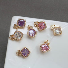 Cargar imagen en el visor de la galería, 10 piezas de dijes de cristal de diamante con forma de lazo, chapados en oro de 14 quilates, 13,5 x 18 mm, accesorios de joyería HL063-F144