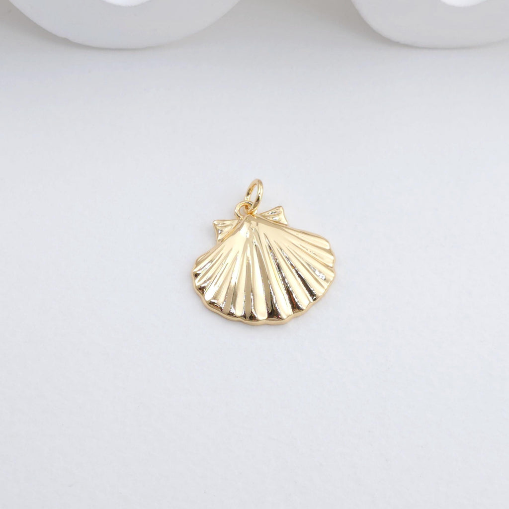 Gold Marine Life Pendant, 18k Gold Plated Brass Charm, Polish Gold Shell Pendant, Starfish Charm, Necklace Making, Jewelry Findings S1299