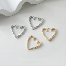 Load image into Gallery viewer, Heart Hoop Earring, S925 Silver Ear Pin, Huggie Hoops Earring Finding, Heart Ear Hoops, 17mm, 22mm, hoop earrings GE033