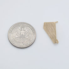 تحميل الصورة إلى عارض المعرض، 10 قطع من أقراط الأذن الهندسية المجردة الذهبية مع حلقة، لمسة نهائية مصقولة، أقراط خالية من النيكل، نتائج أقراط مضادة للحساسية ZX103