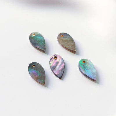 Drop Black Mother-of-Pearl, MOP Shell Pendant, Engraved Black Nacre, Shell Charm, Shell Jewelry Making Findings RY048