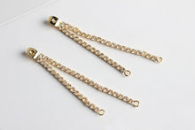 Cargar imagen en el visor de la galería, Parte trasera de arete chapada en oro auténtico de 18 k con borlas de circonitas pavé. Parte trasera de arete hipoalergénica para pendientes de botón. Accesorios para joyería GZ154.