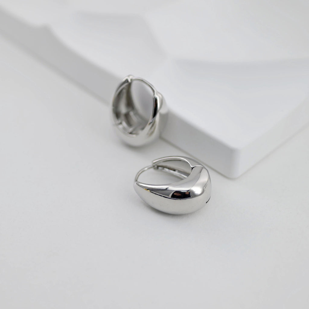 Gold Oval Ear Hoops, 18K Gold/Silver Plated Leverback Earrings, Huggie Hoops Earring D0568