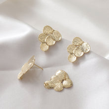 Load image into Gallery viewer, Leaf Post with Loop, Gold/Matte Gold/Silver, S925 Silver Pin Nickel Free Earrings, Hypoallergenic Earring Findings JJ028-D