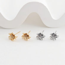 Load image into Gallery viewer, Flower Earring Post with Loop, S925 Silver Pin, 18K Real Gold Plated Brass Stud Earring With Loop, Nickel Free, Earring Finding ZX265