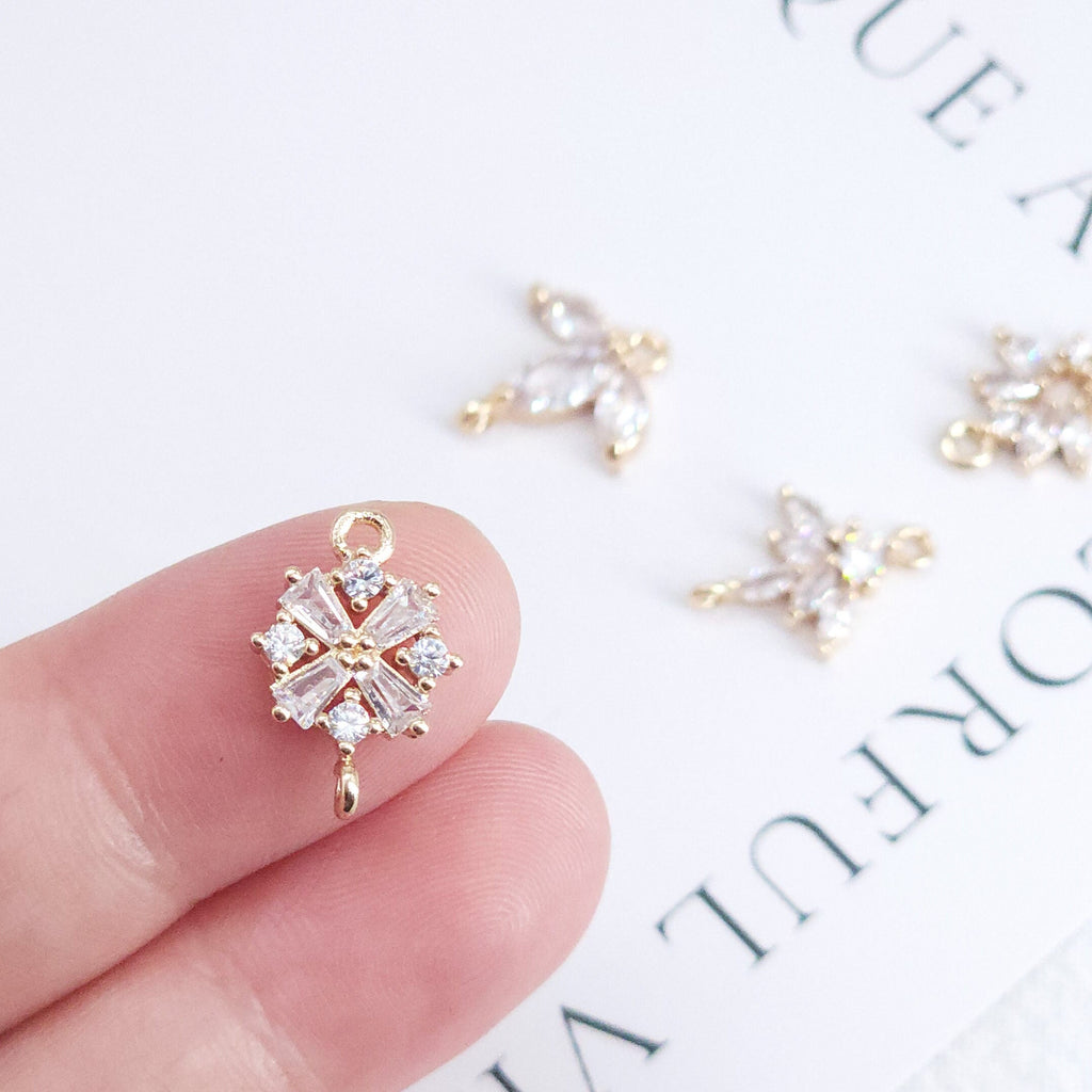 Tiny Leaf Connector, Cubic Zircon Crystal Leaf Pendant, CZ Earring Charms,  Gold Plated Brass Earring Charms, Jewelry Findings ZR010-F169