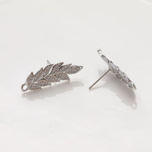 تحميل الصورة إلى عارض المعرض، قرط على شكل ورقة شجر مع حلقة، دبوس أذن من الفضة الاسترلينية 925، أقراط خالية من النيكل، قرط أذن مرصع بأحجار الزركونيا المكعبة، نتائج قرط مضادة للحساسية GZ394