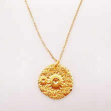 Load image into Gallery viewer, Sun Charm, Hammered Round Pendant, 18K Gold Plated, 20mm, Necklace Making Charm, Jewelry Findings S110