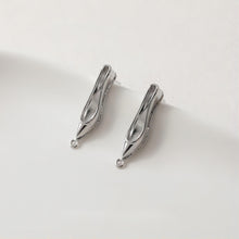 تحميل الصورة إلى عارض المعرض، قرط أذن من الفضة الإسترليني 925 خالٍ من النيكل، دبوس أذن ذهبي/فضي، قرط أذن مضاد للحساسية GE075