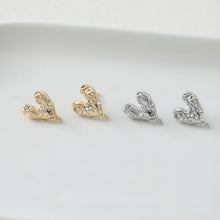 تحميل الصورة إلى عارض المعرض، قرط على شكل قلب مطروق، ذهب/فضة عيار 14 قيراط، قرط من الفضة الإسترليني S925 بدون نيكل، قرط على شكل قلب مع حلقة GE007