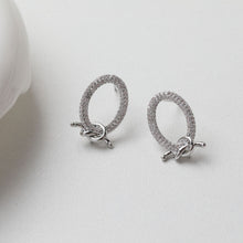 تحميل الصورة إلى عارض المعرض، قرط ذهبي بعقدة مع حلقة، دبوس أذن من الفضة الاسترلينية عيار 925، أقراط خالية من النيكل، حلقة أذن من الفضة الاسترلينية عيار 14 قيراط، نتائج قرط ربط العقدة GT035