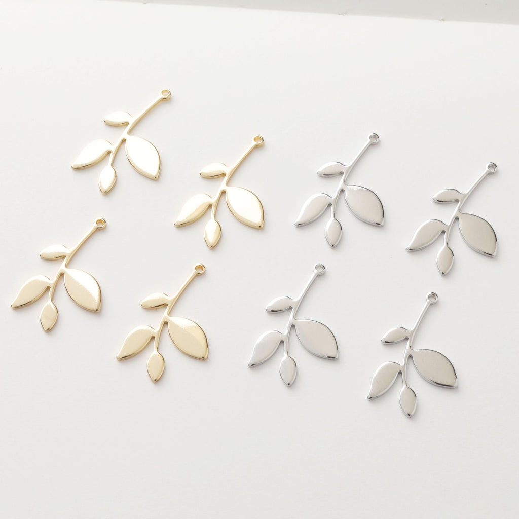 Gold Leaves Charms, 18K Gold Plated Plants Charms, Leaf Pendant,  Necklace Charms, Jewelry Findings S353