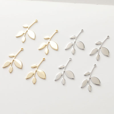 Gold Leaves Charms, 18K Gold Plated Plants Charms, Leaf Pendant,  Necklace Charms, Jewelry Findings S353