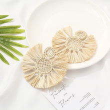 Load image into Gallery viewer, 2PCS Rattan weaving Earring Findings, Boho earring making, Hawaii Vacation Style Straw Earrings for girl,Handmade Earring Finding BS003