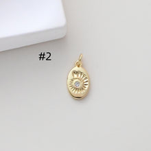Load image into Gallery viewer, Gold Plated Seashell Charm, Round Seashell Pendant, 18k Gold Plated Brass, Bracelet Making, Jewelry Findings S1312