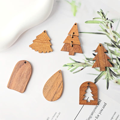 2PCS Christmas Tree Shape Wood Charms, Christmas Wooden Pendant, Reclaimed Walnut Wood, Geometric Statement Wood Earrings Diy Ideas JT1006