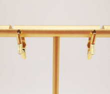 Load image into Gallery viewer, 10pcs Gold Star Shape Ear Hoops, 16x15mm, 18K Gold Plated Leverback Earrings, Star Huggie Hoops Earring S1062