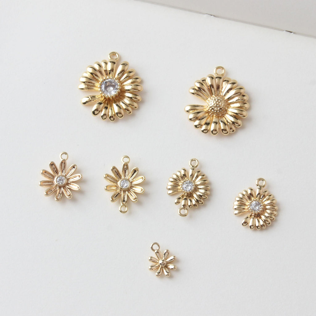 Flower Charm, 18K Gold Plated, Flower Pendant, Necklace Earring Making Charms, 18mm, Jewelry Findings ZZ084