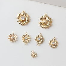 Load image into Gallery viewer, Flower Charm, 18K Gold Plated, Flower Pendant, Necklace Earring Making Charms, 18mm, Jewelry Findings ZZ084