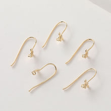 Cargar imagen en el visor de la galería, Ganchos de mariposa para pendientes, aretes de oro de 14 quilates con aro, ganchos de pez, alambres para hacer joyas GT068