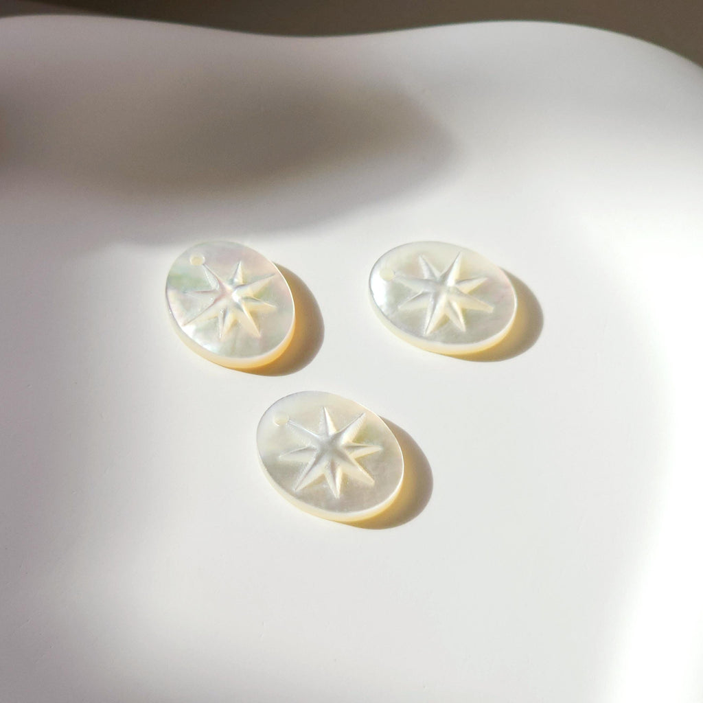 North Star White Mother-of-Pearl, MOP Shell Pendant, Engraved White Nacre, Shell Charm, Oval Shell Jewelry Making Findings RY034